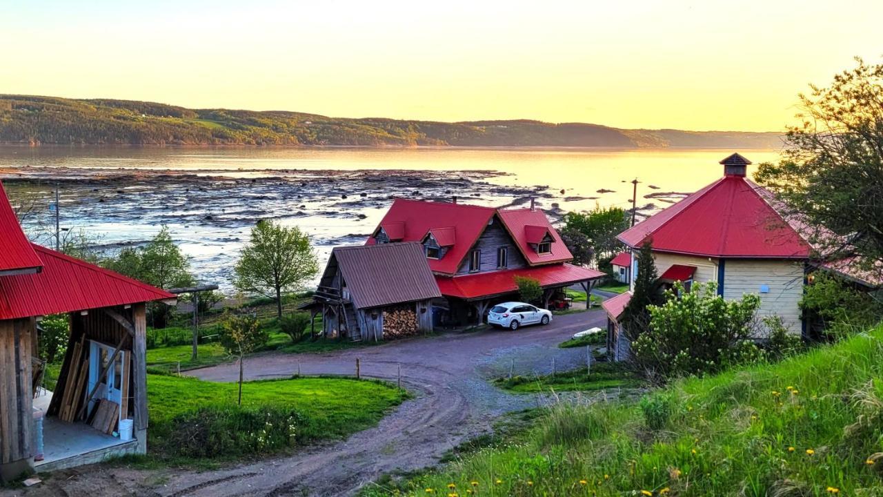 La Vieille Ferme, Ecogite Saint-Fulgence Exterior foto