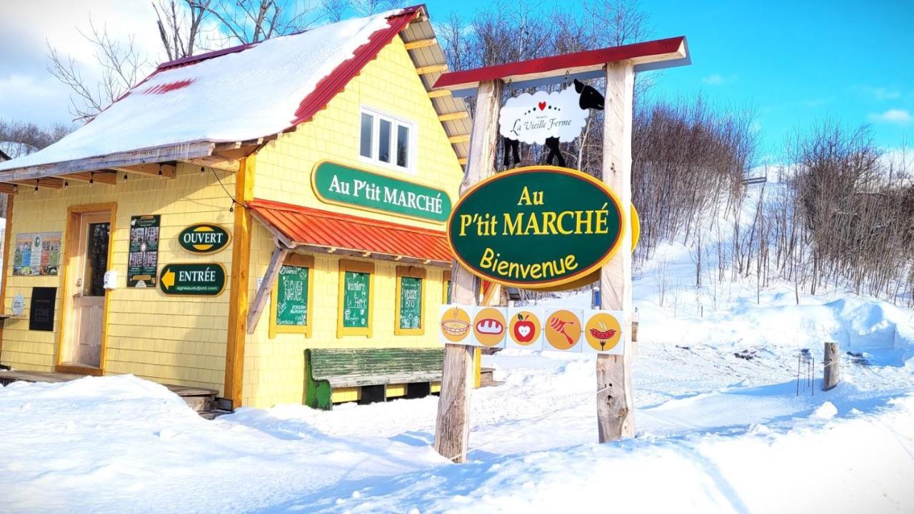 La Vieille Ferme, Ecogite Saint-Fulgence Exterior foto